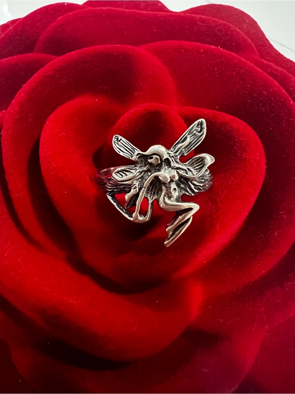 Vintage Sterling Silver 925 Enchanted Fairy Ring Intricate Winged Design Size 7